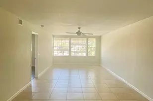 1905 Palm Beach Trace Dr, Royal Palm Beach, FL 33411 - Photo 9