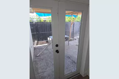 2137 NW 1st Terrace #back, Miami, FL 33125 - Photo 13
