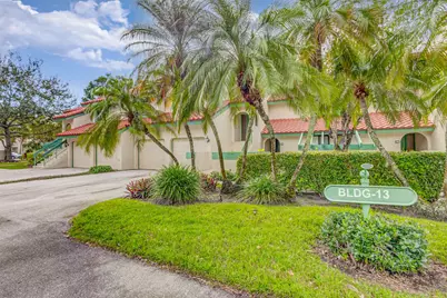 13 Lexington Lane E #F, Palm Beach Gardens, FL 33418 - Photo 1