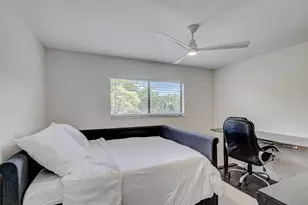 13 Lexington Ln E, Palm Beach Gardens, FL 33418 - Photo 33