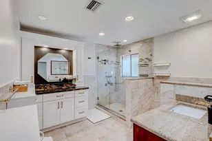 13 Lexington Ln E, Palm Beach Gardens, FL 33418 - Photo 29