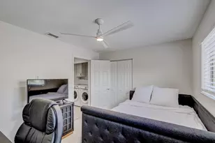 13 Lexington Ln E, Palm Beach Gardens, FL 33418 - Photo 33