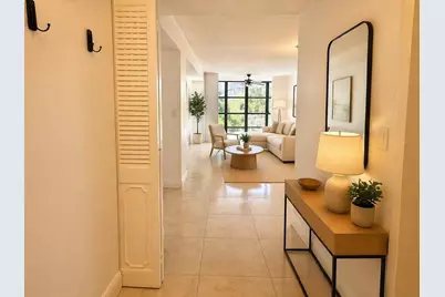 1000 Parkview Drive #316, Hallandale Beach, FL 33009 - Photo 11