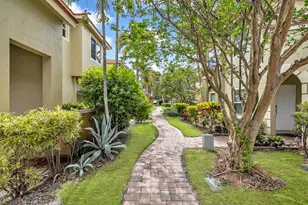 364 Lake Monterey Cir, Boynton Beach, FL 33426 - Photo 11