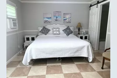 335 Farnham P, Deerfield Beach, FL 33442 - Photo 13