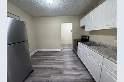 2881 NW 11th Place, Fort Lauderdale, FL 33311 - Photo 7