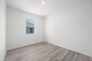 132 SW Becker Rd, Port Saint Lucie, FL 34953 - Photo 21