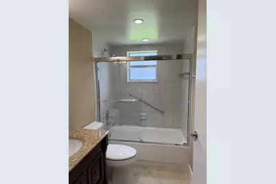 119 Burgundy C, Delray Beach, FL 33484 - Photo 11