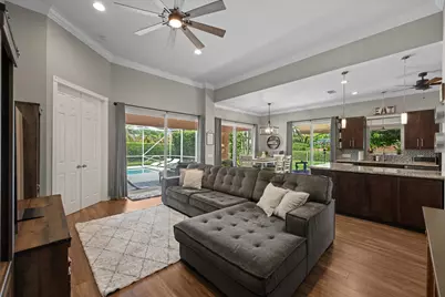 8488 Beaconhill Road, Palm Beach Gardens, FL 33410 - Photo 7