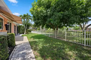 8488 Beaconhill Rd, Palm Beach Gardens, FL 33410 - Photo 35