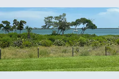 29 Harbour Isle W #102, Fort Pierce, FL 34949 - Photo 15