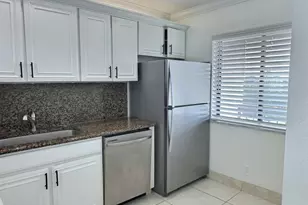 3050 Presidential Way, West Palm Beach, FL 33401 - Photo 9