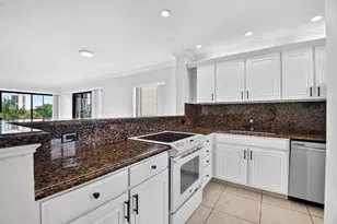 3050 Presidential Way, West Palm Beach, FL 33401 - Photo 19