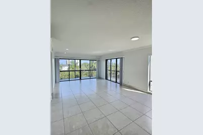 3050 Presidential Way #407, West Palm Beach, FL 33401 - Photo 1