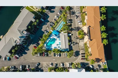 450 Paradise Isle Boulevard, Hallandale Beach, FL 33009 - Photo 21