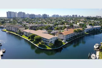 450 Paradise Isle Boulevard, Hallandale Beach, FL 33009 - Photo 27