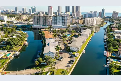450 Paradise Isle Boulevard, Hallandale Beach, FL 33009 - Photo 7