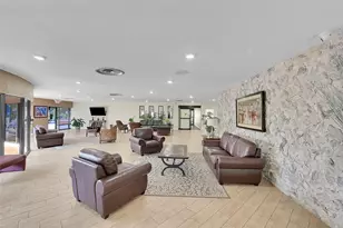 9101 Sunrise Lakes Blvd, Sunrise, FL 33322 - Photo 23