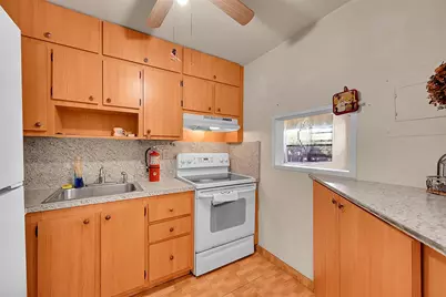 9101 Sunrise Lakes Boulevard #206, Sunrise, FL 33322 - Photo 9