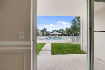 510 Prosperity Farms Rd. Road #4b, North Palm Beach, FL 33408 - Photo 21