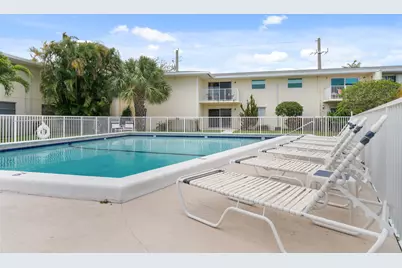 510 Prosperity Farms Rd. Road #4b, North Palm Beach, FL 33408 - Photo 23