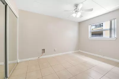 510 Prosperity Farms Rd. Road #4b, North Palm Beach, FL 33408 - Photo 11