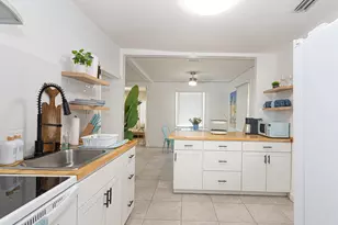 305 N Lakeside Dr, Lake Worth Beach, FL 33460 - Photo 23