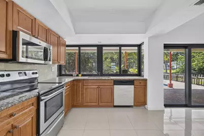 5411 SW 94th Avenue, Cooper City, FL 33328 - Photo 11
