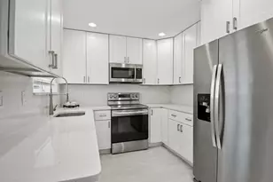 10562 Fenway Pl, Boca Raton, FL 33498 - Photo 19