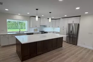 10736 Locust St, Palm Beach Gardens, FL 33418 - Photo 3