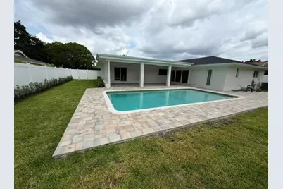 10736 Locust Street, Palm Beach Gardens, FL 33418 - Photo 23