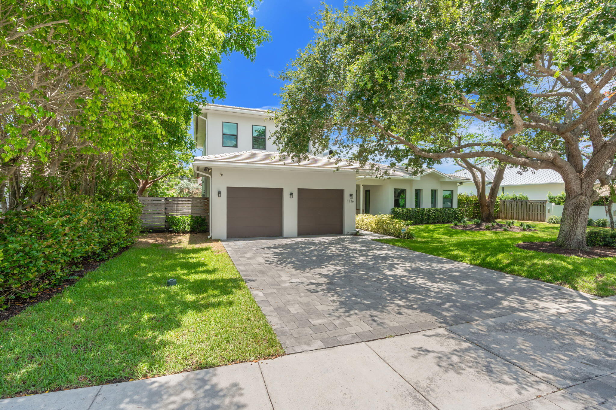 1716 Middle River Dr - 1716 Middle River Dr, Fort Lauderdale, FL 33305 Luxury Property | Jose Angel Pina