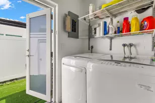 21303 NE 18th Pl, Miami, FL 33179 - Photo 27