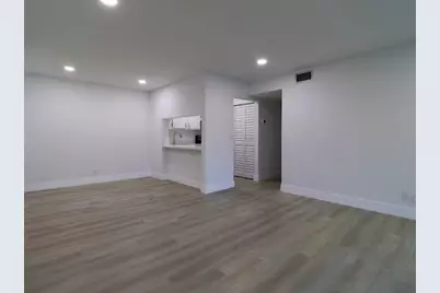 614 Sea Pine Way #H2, Greenacres, FL 33415 - Photo 3