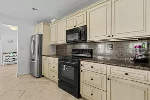 3201 Liberty St, Hollywood, FL 33021 - Photo 13