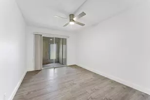 1052 Hythe C, Boca Raton, FL 33434 - Photo 9