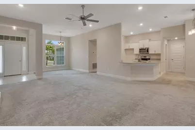 8308 Amalfi Circle, Fort Pierce, FL 34951 - Photo 5