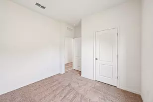 5200 Hickory Dr, Fort Pierce, FL 34982 - Photo 19