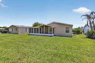8004 Long Dr, Port Saint Lucie, FL 34952 - Photo 33