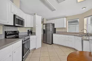 8004 Long Dr, Port Saint Lucie, FL 34952 - Photo 13