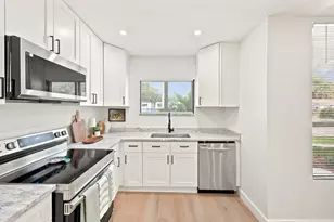 424 Putnam Rd, West Palm Beach, FL 33405 - Photo 19