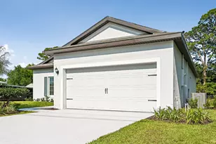 6010 Hickory Dr, Fort Pierce, FL 34982 - Photo 3