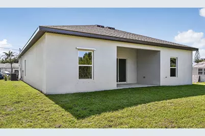 6010 Hickory Drive, Fort Pierce, FL 34982 - Photo 7