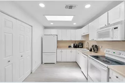23284 SW 53rd Avenue #D, Boca Raton, FL 33433 - Photo 9