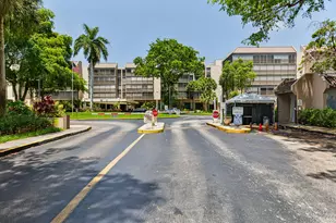 2818 N 46th Ave, Hollywood, FL 33021 - Photo 35