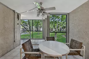 2818 N 46th Ave, Hollywood, FL 33021 - Photo 17