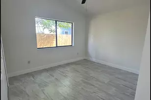 1275 McDermott Ln, Royal Palm Beach, FL 33411 - Photo 17