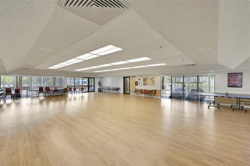 2521 NW 104th Ave #104 - 2521 NW 104th Ave #104, Sunrise, FL 33322 Luxury Property | Jose Angel Pina
