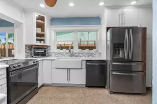 60 NW 47th St, Oakland Park, FL 33309 - Photo 15