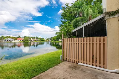 2849 S Belmont Lane S, Cooper City, FL 33026 - Photo 3